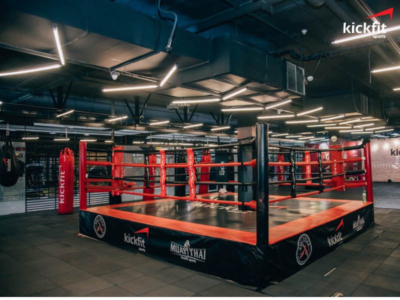 Phòng tập MMA Metro Hà Đông có quy mô diện tích lớn, cung cấp đa dạng các loại hình tập luyện từ A-Z gồm cả võ thuật và thể hình