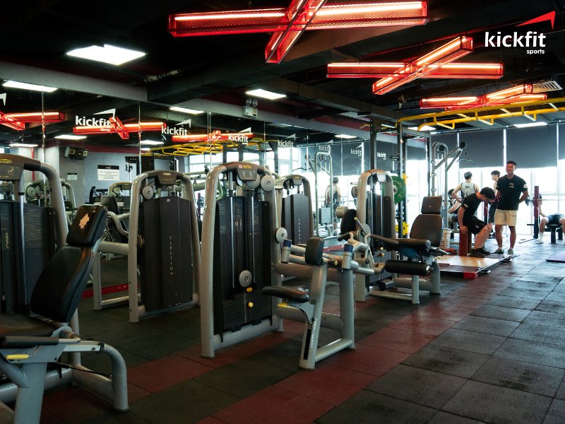 Khu vực fitness của phòng tập Kickfit Sports Nguyễn Phong Sắc