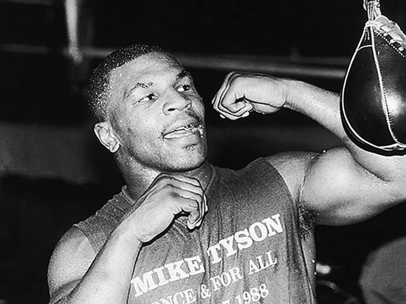 Thói quen tập luyện “gây sốc” của huyền thoại Boxing Mike Tyson