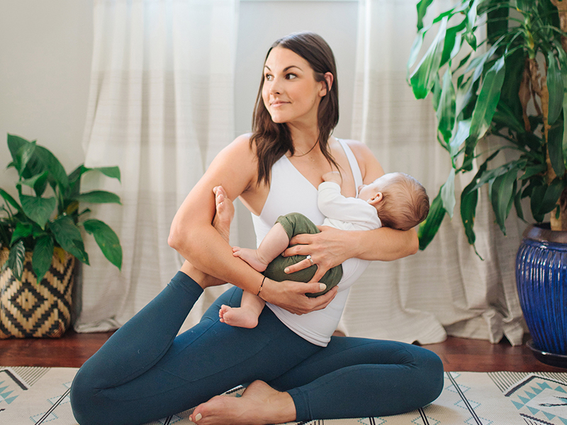 yoga mẹ và bé
