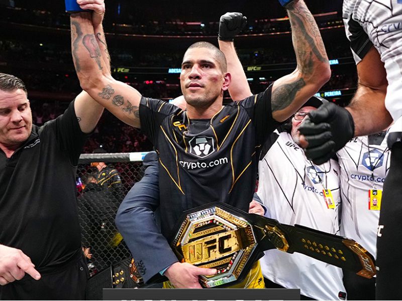 Alex Pereira là nhà vô địch UFC hạng bán nặng mới của năm 2023