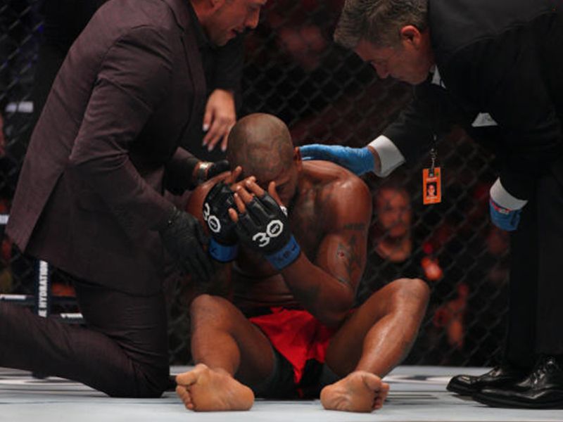 bobby-green-suyt-gap-nguy-hiem-den-tinh-mang-tren-san-dau-vi-trong-tai-tac-trach