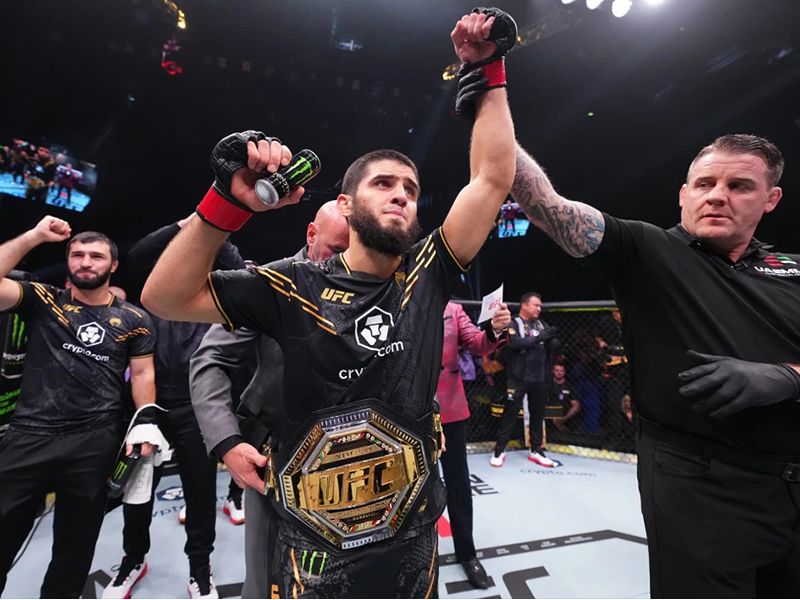 Islam Makhachev vẫn là nhà vô địch hạng nhẹ của UFC từ 2022