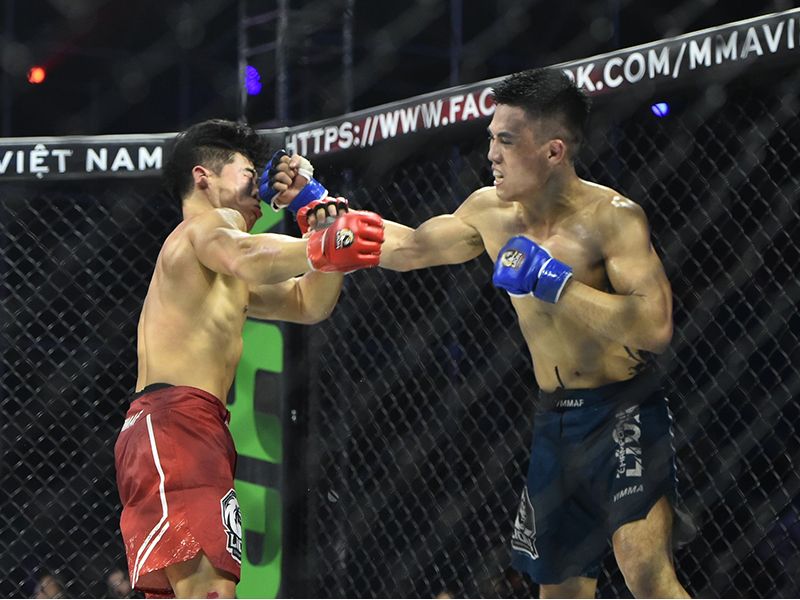 Màn ra mắt hạng A đầy thành công với chiến thắng TKO của Thanh Ngân