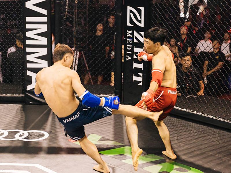 Khiến đối thủ giơ tay xin hàng sau cơn mưa đòn phá trụ tại LC09