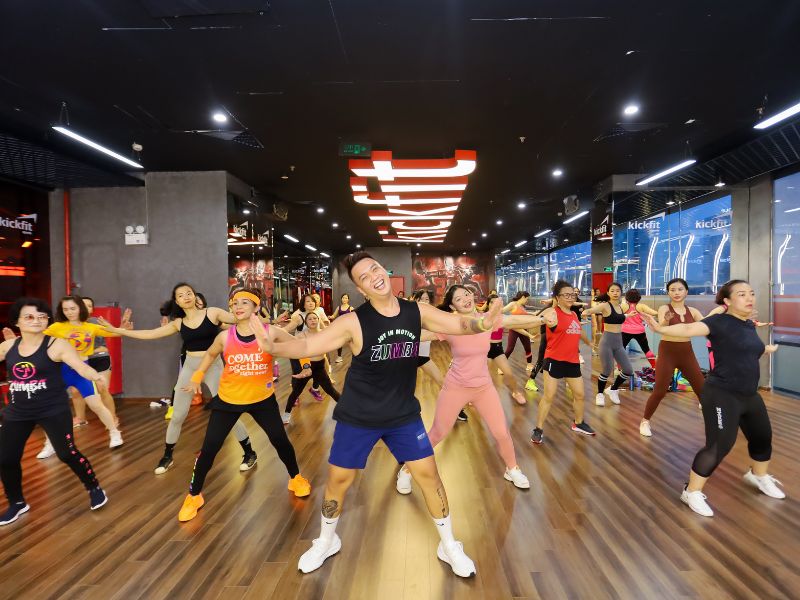 Kickfit Sports là Trung tâm dạy nhảy Zumba giảm mỡ bụng uy tín và chất lượng