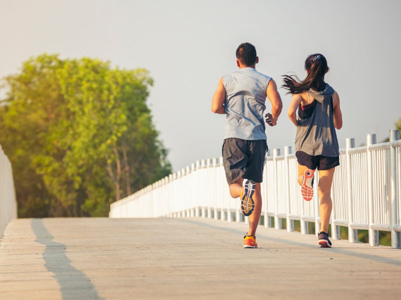 Chạy bộ là một bài tập thể dục cardio giúp giảm cân hiệu quả