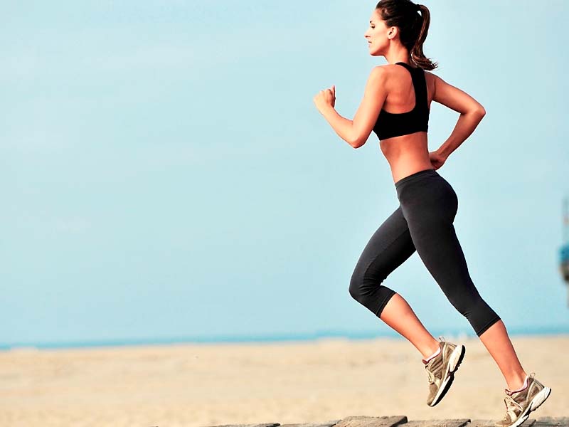Cần kết hợp chạy bộ với một chế độ dinh dưỡng lành mạnh