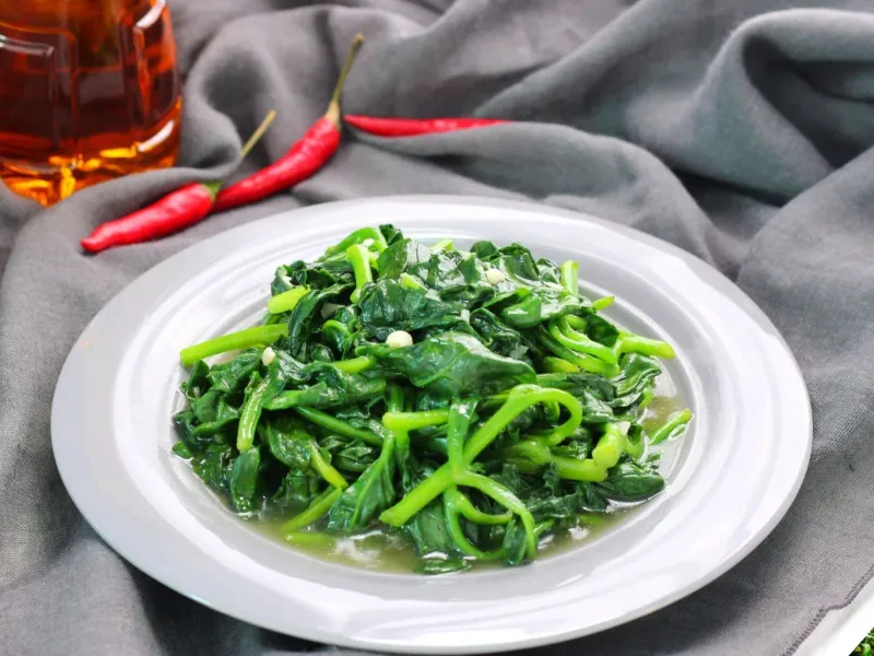 Rau mồng tơi xào tỏi