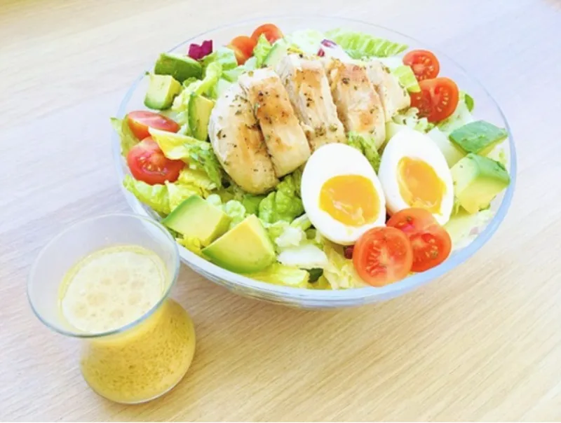 salad bơ trứng giảm cân sốt mayonnaise