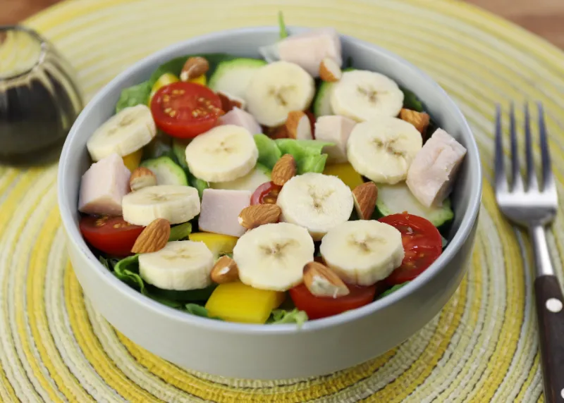Salad chuối sữa chua giảm cân