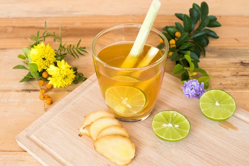 uống chanh mật ong giảm cân