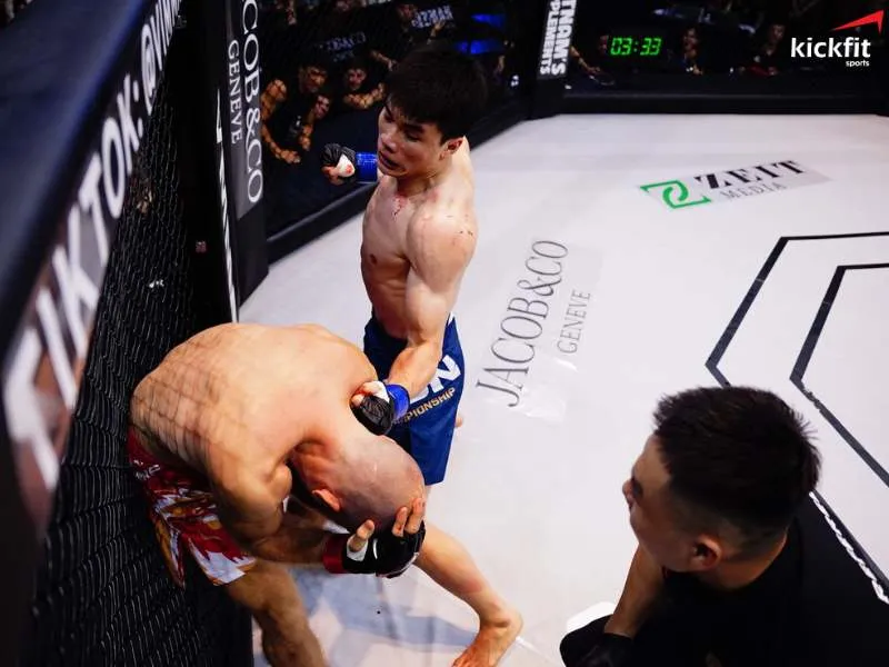 Chiến thắng của Quàng Văn Minh khiến khán giả MMA Việt đầy tự hào