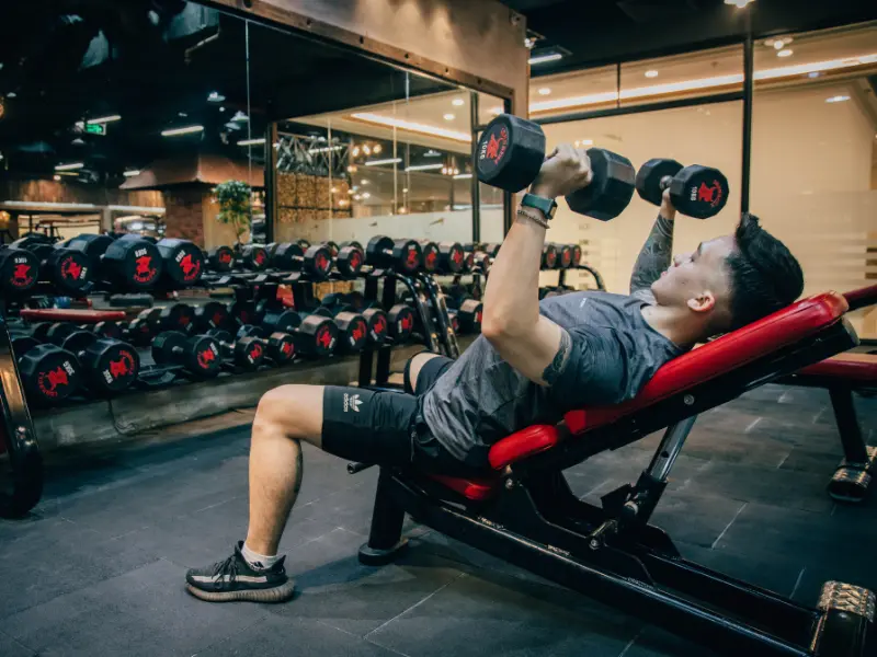 lich-tap-gym-cho-nam-moi-tap