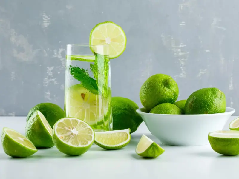 cong-thuc-lam-thuc-uong-giam-mo-bung-bang-nuoc-chanh