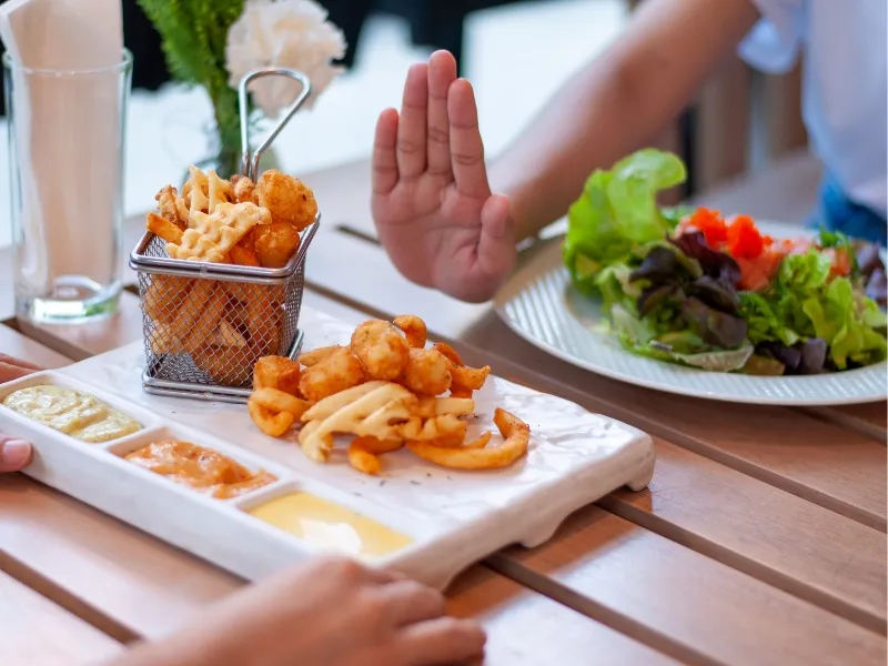 Thực phẩm nên tránh