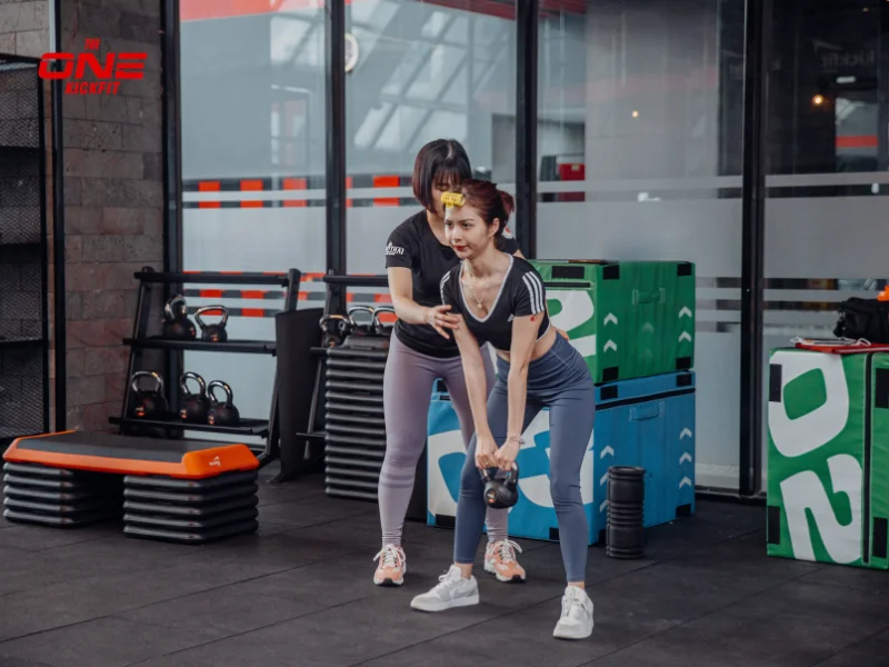 Bài tập bổ trợ thể lực HIIT và Cardio đốt mỡ tại The One Kickfit