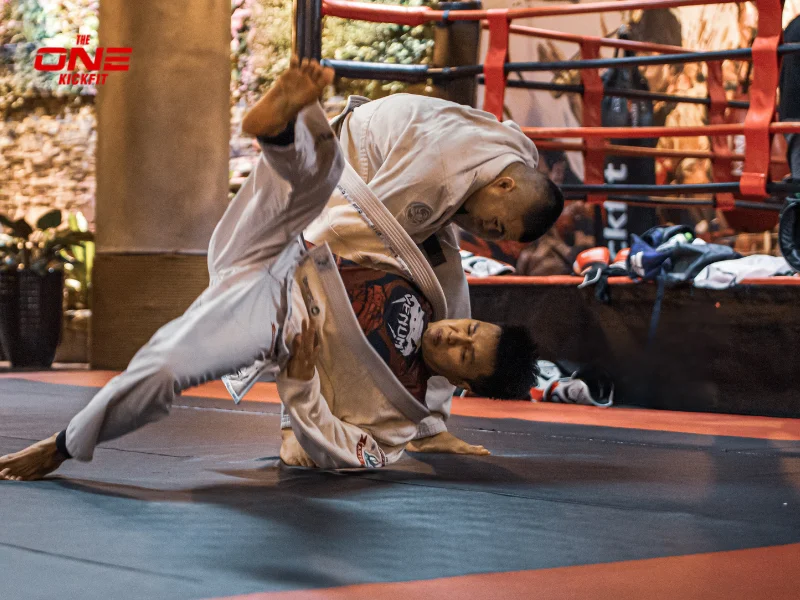 Kỹ thuật địa chiến BJJ tại The One Kickfit